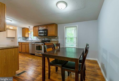 7301 Red Feather Ln, Spotsylvania VA  22551-2766 exterior