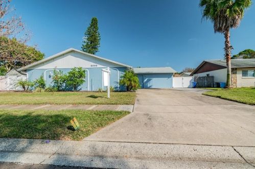 9965 69th St, Pinellas Park, FL 33782-2935