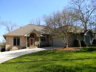 24 Hurstwood Ln, Crossville, TN 38558-2767