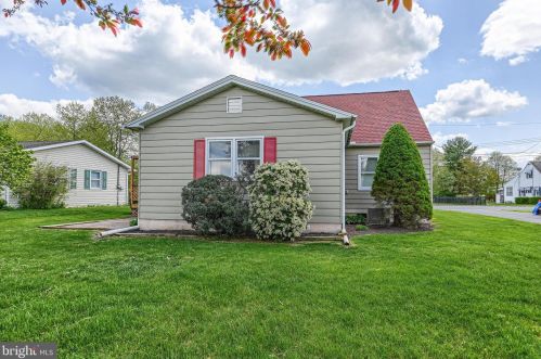 127 Franklin St, Charnita PA  17320-9211 exterior