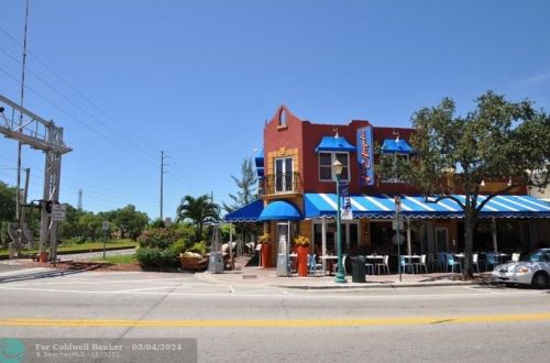 320 4 Ave, Delray Beach FL  33444-2717 exterior