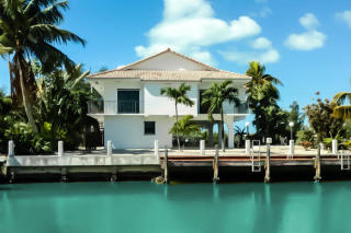 850 Manor Ln, Marathon, FL 33050-2405