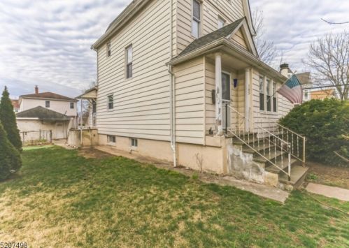 105 Brinkerhoff St, Ridgefield Park NJ  07660-1905 exterior