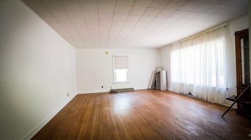 1428 Hooker Rd, Karns City PA  16041-1514 exterior
