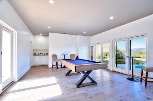 47480 Sandia Creek Dr, Temecula CA  92590-4129 exterior
