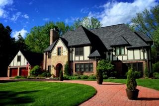 1303 Edgehill Dr, Madison, WI 53705-1416