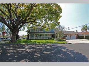 4254 Lomina Ave, Lakewood, CA 90713-3021