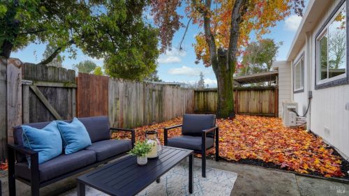 5058 Parkhurst Dr, Santa Rosa CA  95409-3258 exterior