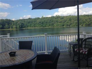 380 Lake Shore Dr, Waterbury, CT 06762-3433