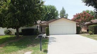 917 Bermuda St, Bakersfield, CA 93309-2905
