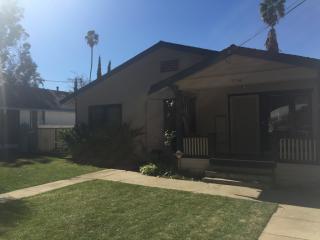 3730 Farnham Pl, Riverside, CA 92503-4239
