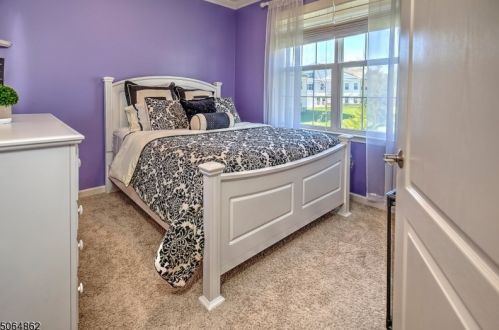 805 Brook Hollow Dr, Whippany NJ  07981 exterior