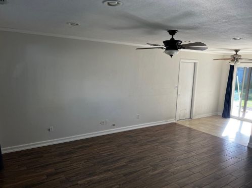 7807 Glen Tree Dr, Citrus Heights, CA 95610-2413