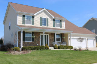 2350 Kiowa Dr, Grafton WI  53024-2838 exterior