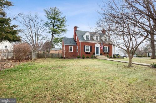 220 29th St, Purcellville VA  20132-3263 exterior