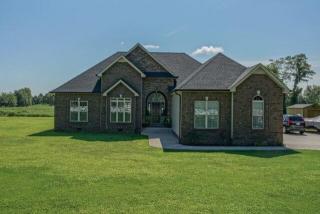 2891 Lake Rd, Woodlawn, TN 37191-8222
