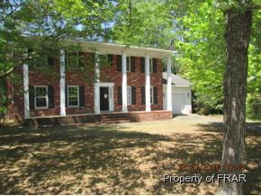 1529 Nicklaus Dr, Fayetteville, NC 28303-3065