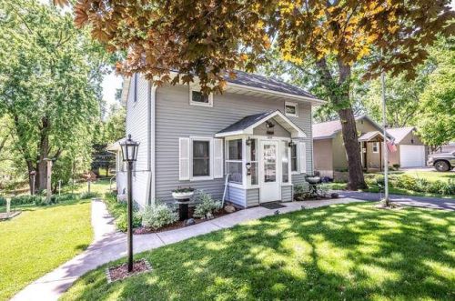529 6th St, Hastings MN  55033-1919 exterior