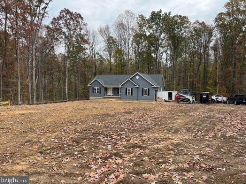 5313 Partlow Rd, Partlow, VA 22534-9692