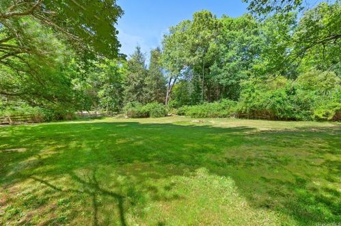 51 Benedict Rd, Lewisboro, NY 10590-1111