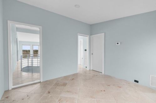 4150 Dingman Dr, Sanibel FL 33957-5107 exterior