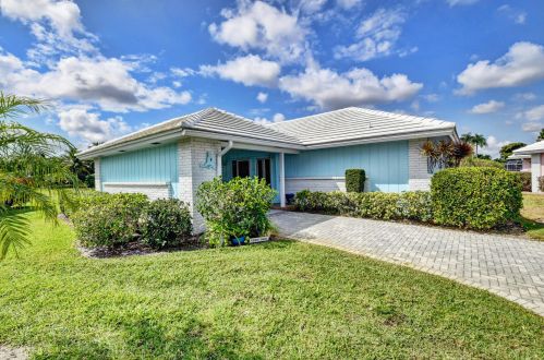 11 Slash Pine Dr, Boynton Beach, FL 33436-5525