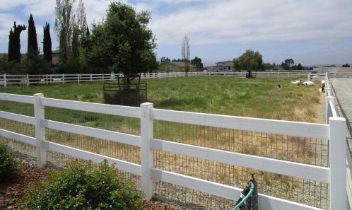 505 Caballo Ct, Hollister CA  95023-9055 exterior