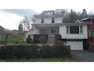 45 Overbrook Dr, Bridgeport, OH 43912-1412