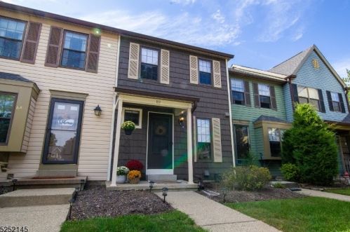 89 Wood Duck Ct, Hackettstown NJ  07840-3322 exterior