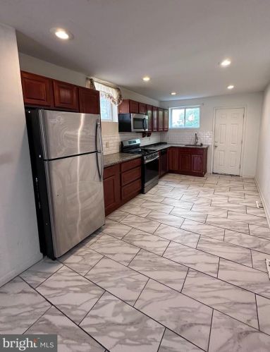 1245 Bucknell St, Philadelphia PA  19146-4134 exterior