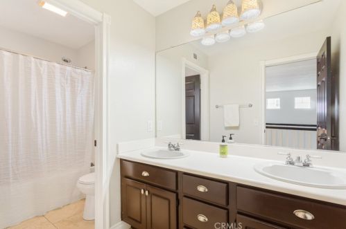 32290 Calle Avella, Temecula CA  92592-3860 exterior