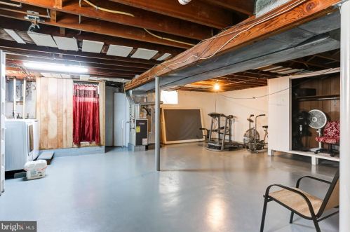 6123 Blue Stone Ave, Harrisburg PA 17112-2352 exterior