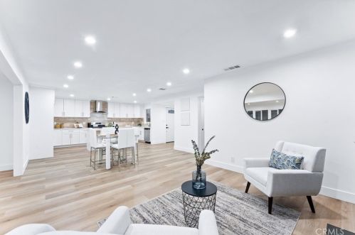 8421 Holder St, Buena Park CA  90620-3003 exterior