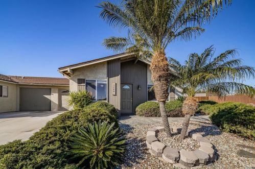 3866 San Pablo Ave, Oceanside CA  92057-7208 exterior