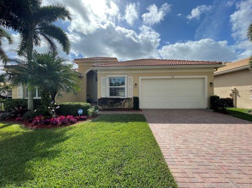 9060 Grayson Ct, Boynton Beach, FL 33473-4903