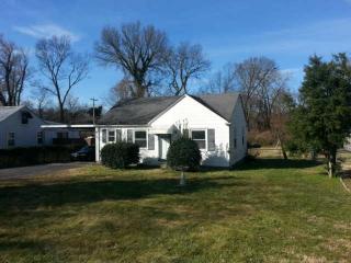 909 Goodbar Dr, Nashville TN  37217-1816 exterior