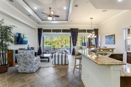 6488 Caldecott Dr, Naples FL  34113-3193 exterior