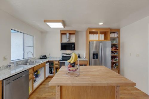 344 Via Loma, Morgan Hill CA  95037-3024 exterior