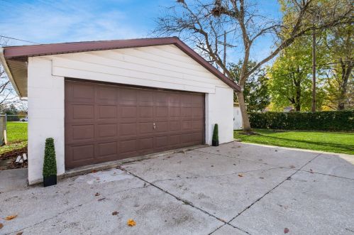 2967 Irwin Ave, Darbydale OH  43123-2309 exterior