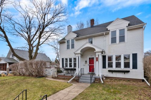 3709 Allerton Ave, Cudahy, WI 53110-1108
