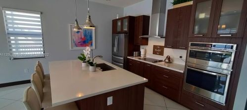 15800 88th Ave, Hialeah FL  33018-2019 exterior