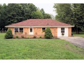 3674 Oakwood Dr, Amelia, OH 45102-1218