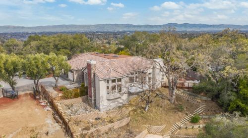 21461 Saratoga Hills Rd, Saratoga CA  95070-5377 exterior