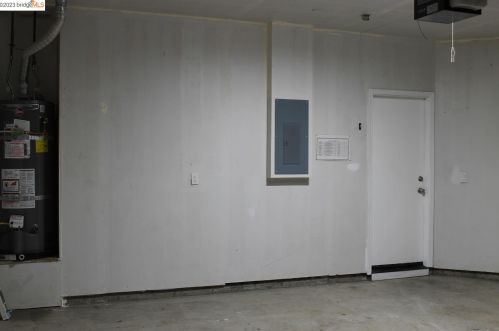 595 Scudero Cir, West Pittsburg CA  94565-2499 exterior