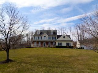 2282 Meadow Ln, Emmaus, PA 18049-4660