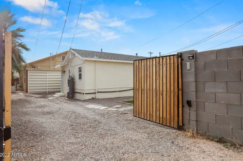 2041 9th St, Phoenix AZ 85034-4513 exterior