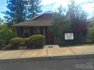2201 Torrey Pines Dr, Bend, OR 97701-5279