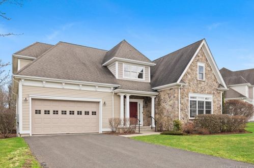 14 Colonial Dr, Bloomfield, CT 06002-2394