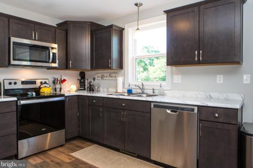 2162 Lindsay Lot Rd, Lees Cross Roads PA  17257-8539 exterior