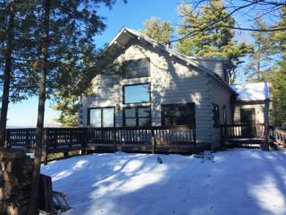 503 Turkey Ln, Potash Point, VT 05491-9109